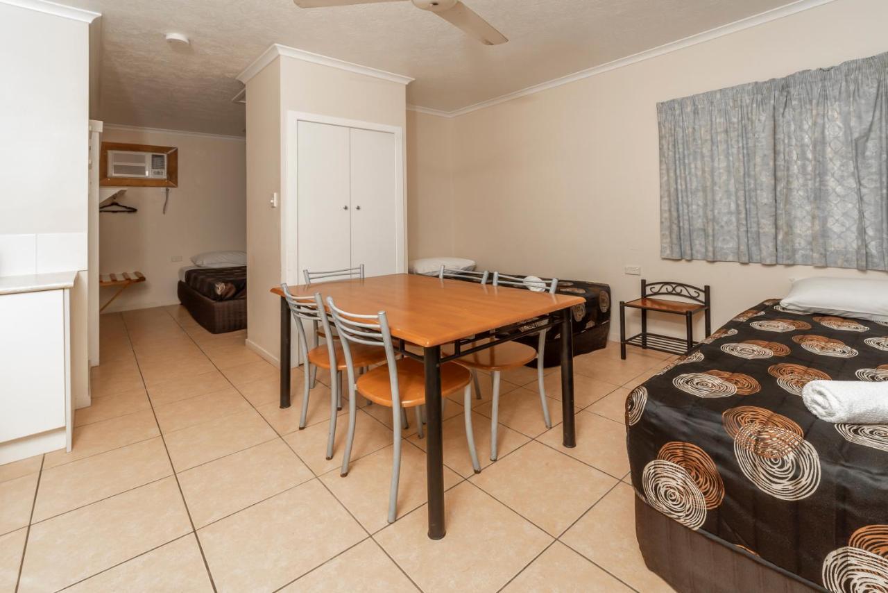 Hinchinbrook Marine Cove Resort Lucinda Exterior foto