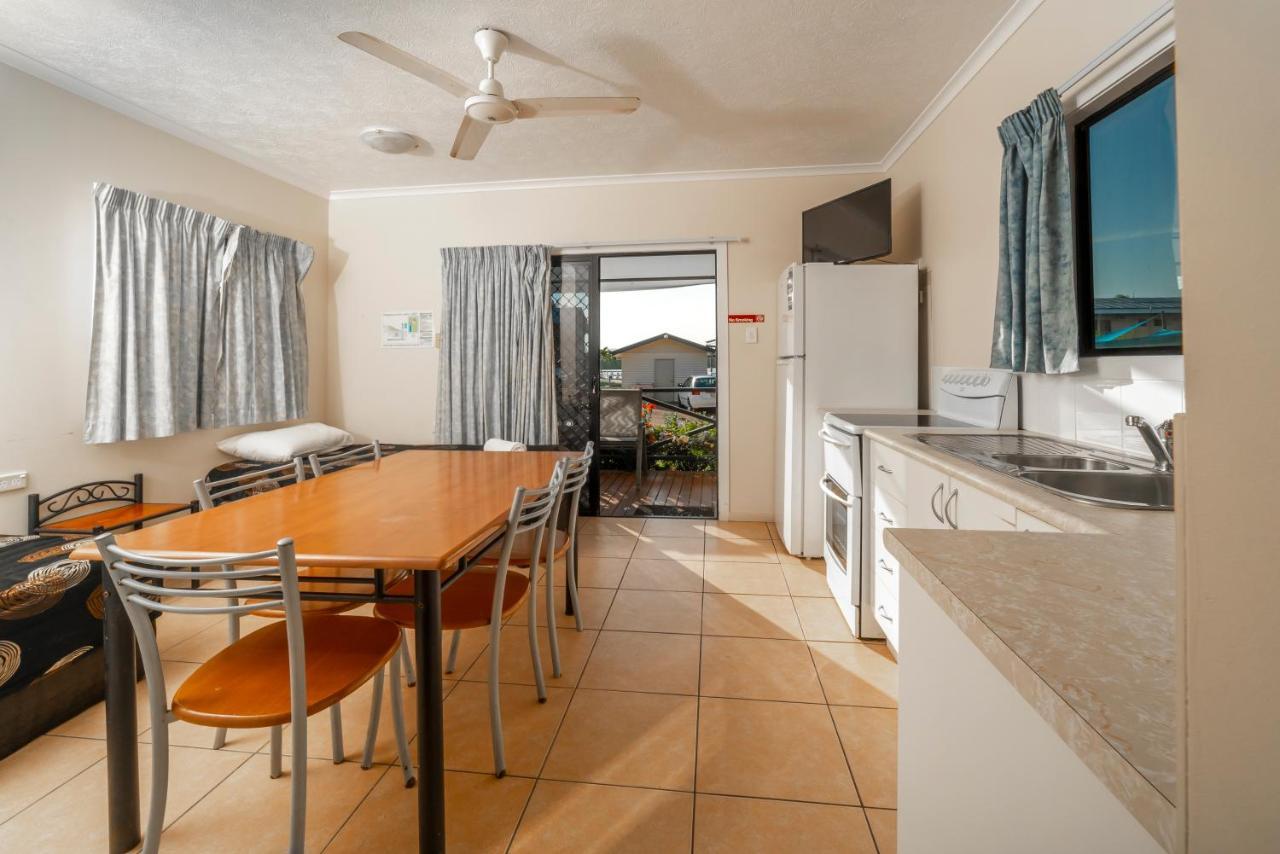 Hinchinbrook Marine Cove Resort Lucinda Exterior foto